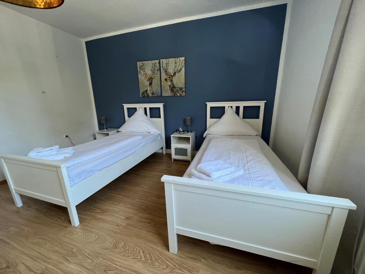 Shin Apartments Есен Екстериор снимка